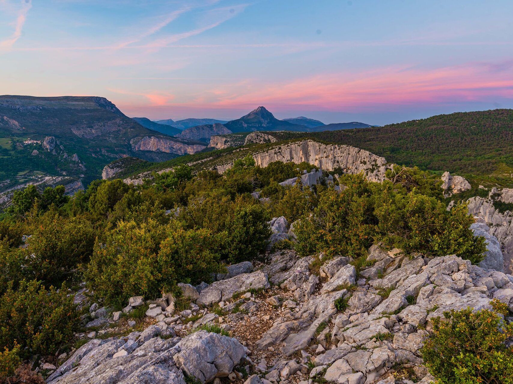 Sur la route des crêtes dans les Gorges du Verdon