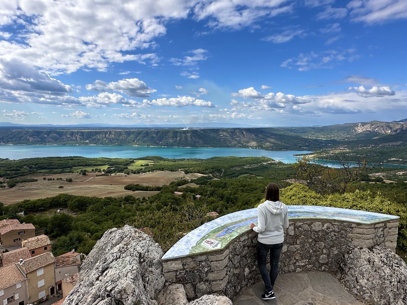 Point de vue sur le lac de Sainte-Croix-du-Verdon