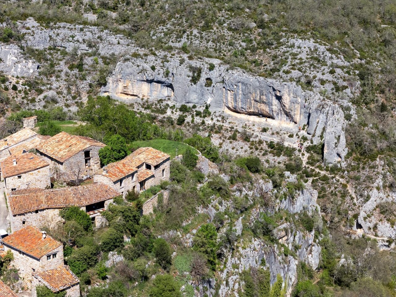 Village et Gorges d'Oppedette