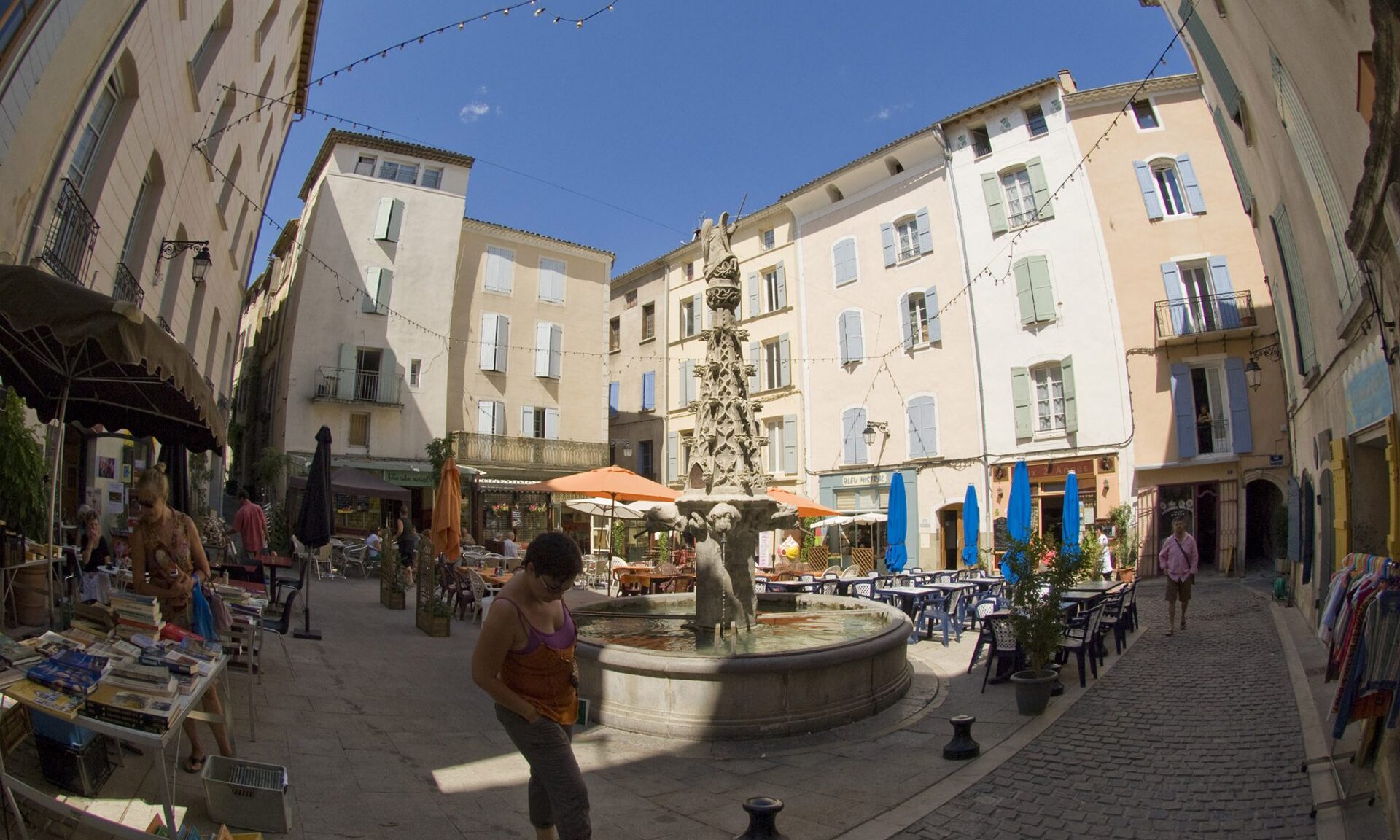Place Saint-Michel à Forcalquier
