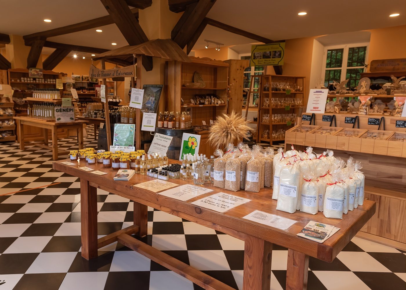 Maison de produits de Pays de Beauvezer