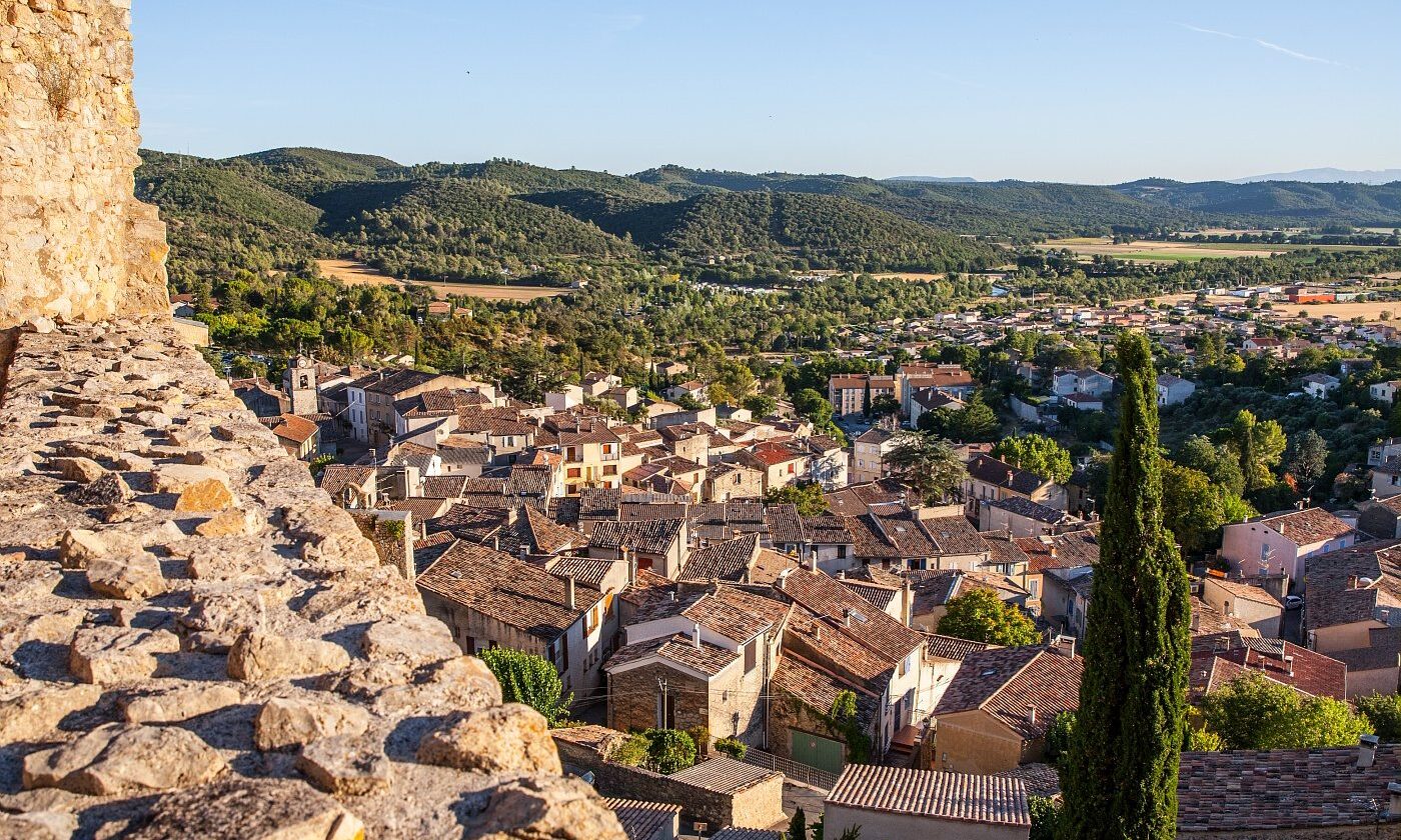 Vue sur Gréoux-les-Bains depuis le château